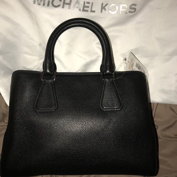 Micheal Kors black soft leather NWT - Picture 8 of 8